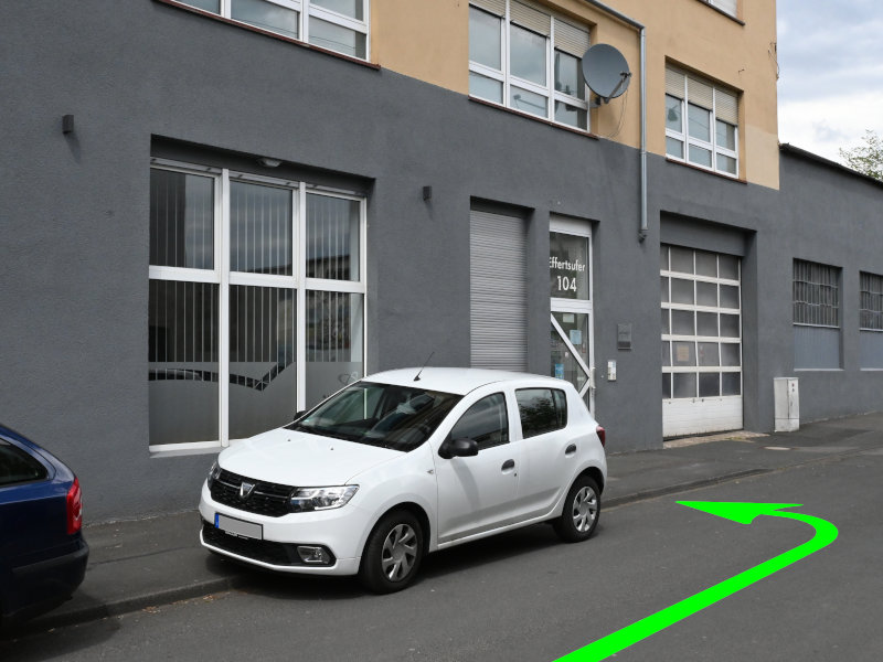 Der Eingang zu uns Eingang